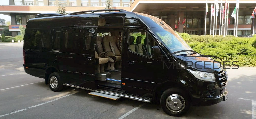 Микроавтобус Mercedes Sprinter 907 кузов