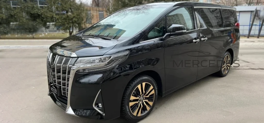 Минивэн Toyota Alphard NEW черный