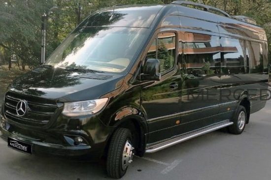 Микроавтобус Mercedes-Benz Sprinter (новый кузов 907)