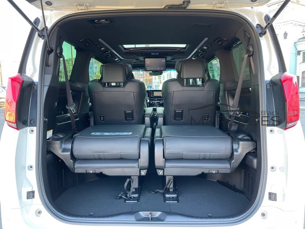 Минивэн Toyota Alphard NEW белый