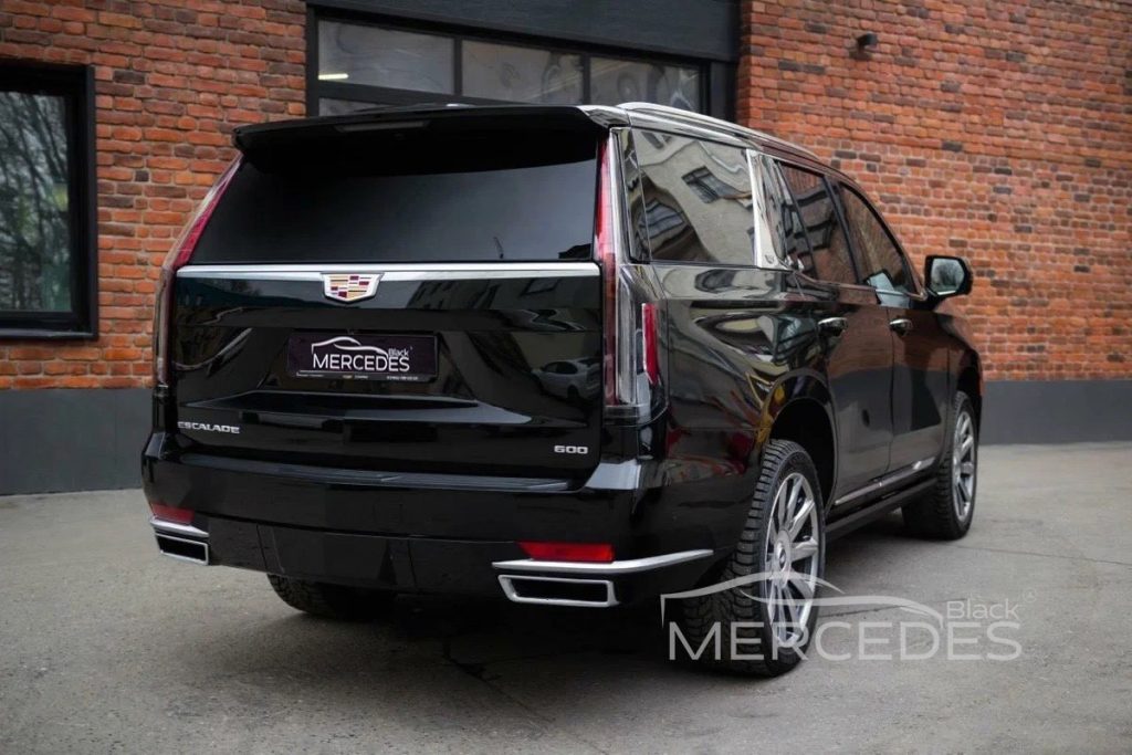 Внедорожник Cadillac Escalade 5 черный