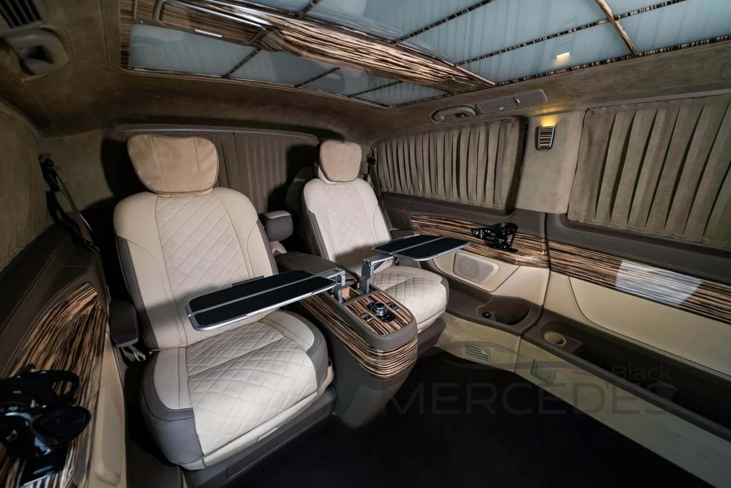 Минивэн Мерседес V-класс (с перегородкой, VIP кабинет)