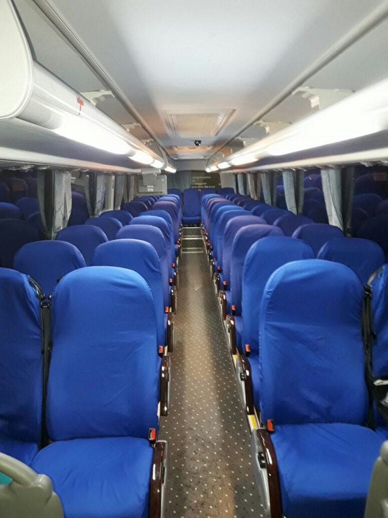 Автобус King Long белый (49 мест)