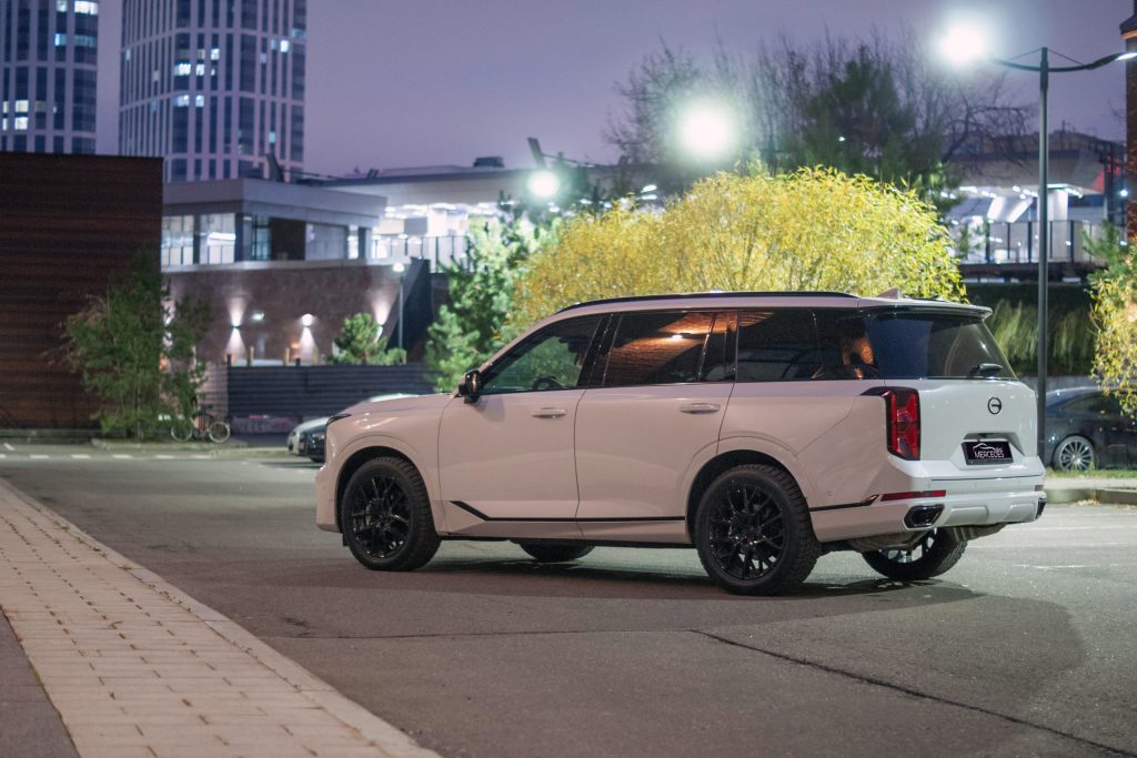 Внедорожник GAC GS8 6 пассажиров