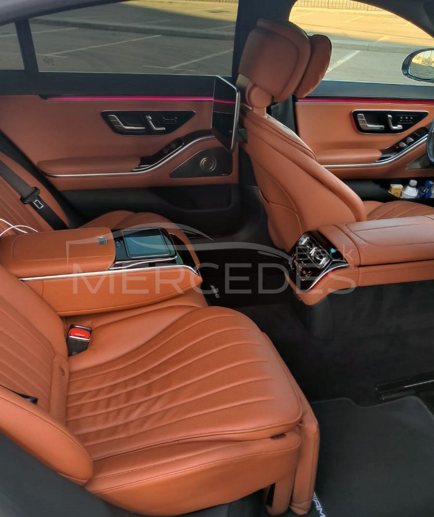 Белый Mercedes-Benz S-223