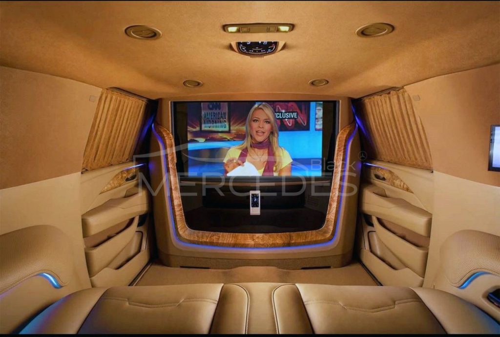 Джип Cadillac Escalade IV VIP кабинет с перегородкой