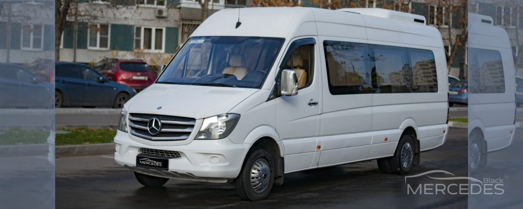 Микроавтобус Mercedes-Benz Sprinter белый