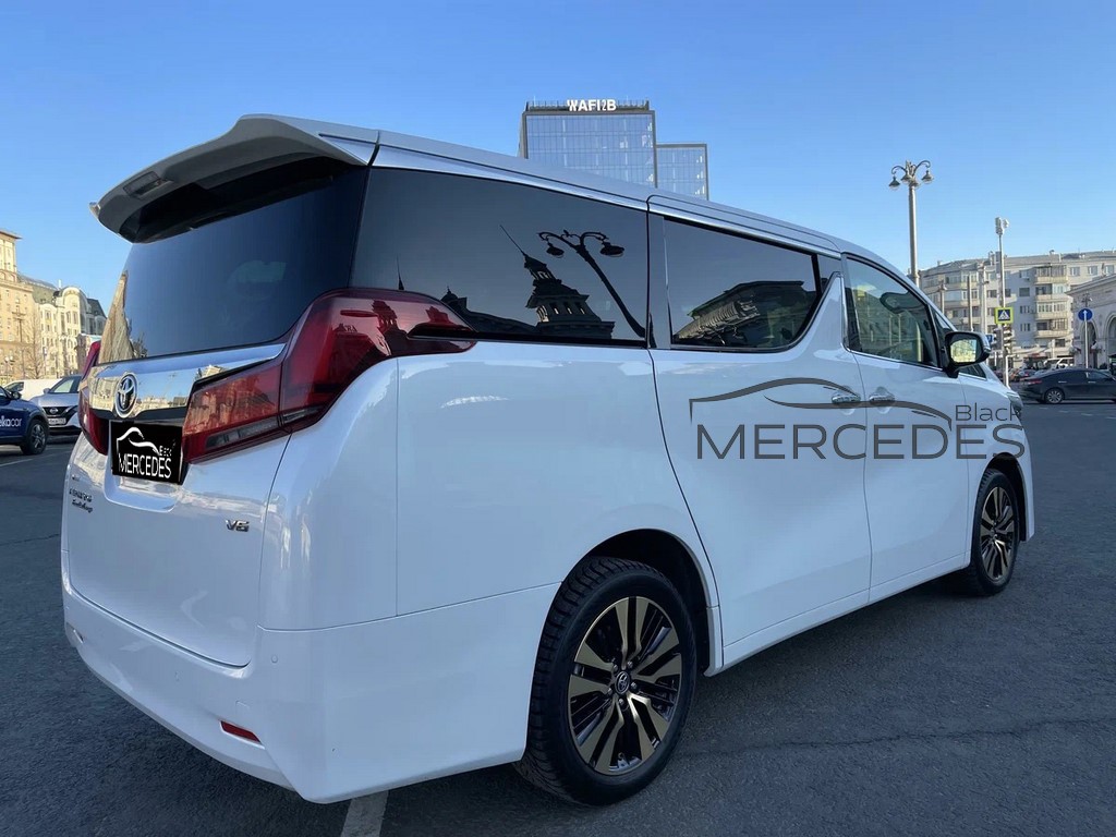 Минивэн Toyota Alphard NEW белый