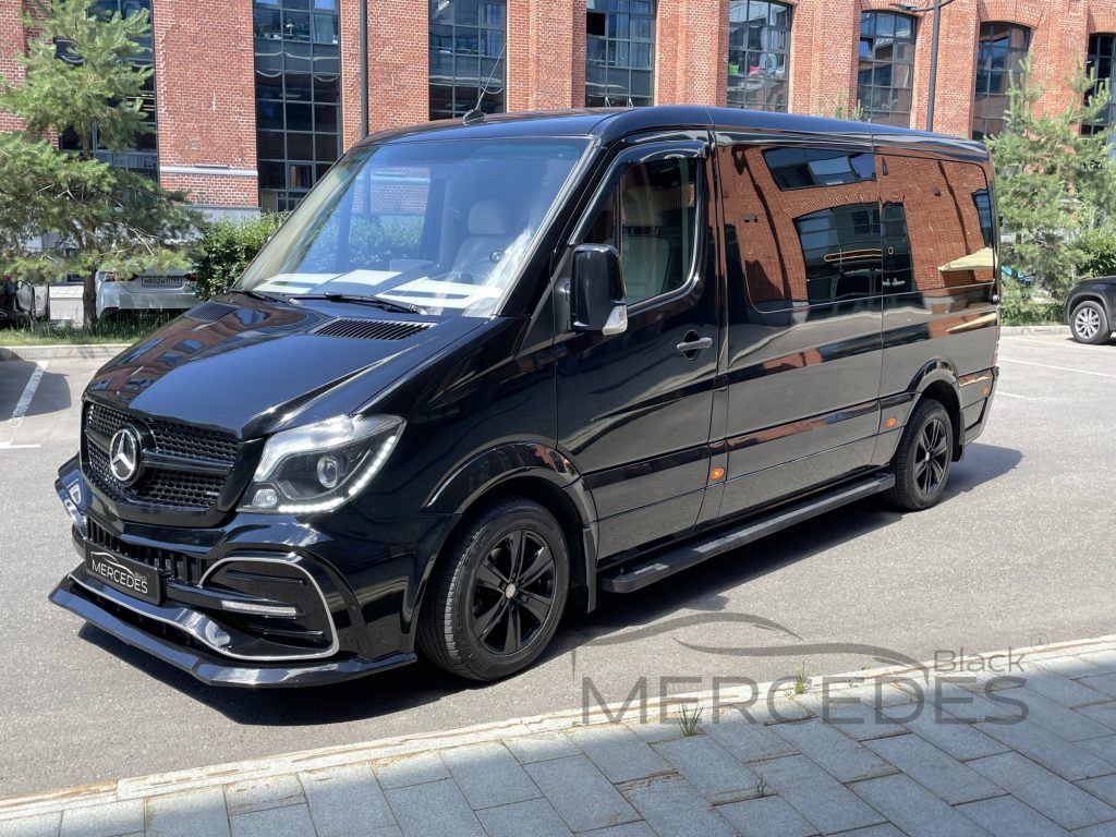 Микроавтобус Mercedes Sprinter VIP черный (10 мест)