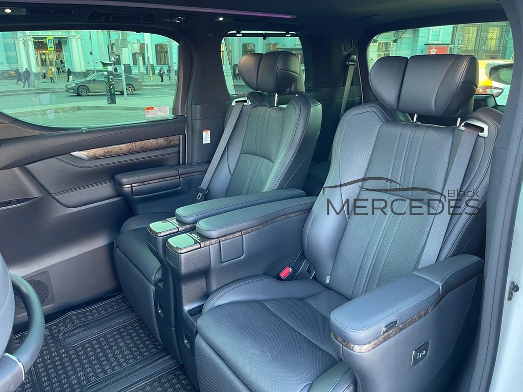 Минивэн Toyota Alphard NEW белый