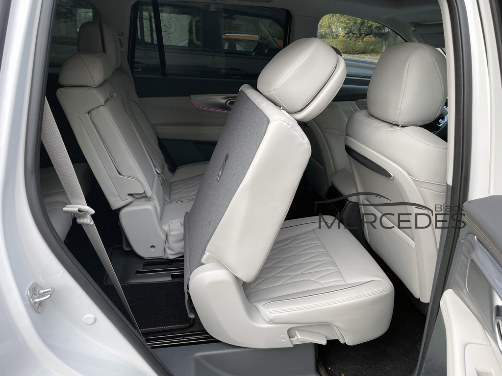 Внедорожник GAC GS8 6 пассажиров