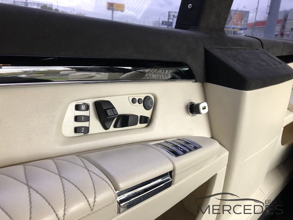 Микроавтобус Chevrolet Express (офис на колесах, VIP кабинет)