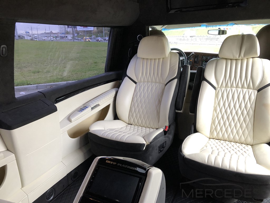 Микроавтобус Chevrolet Express (офис на колесах, VIP кабинет)