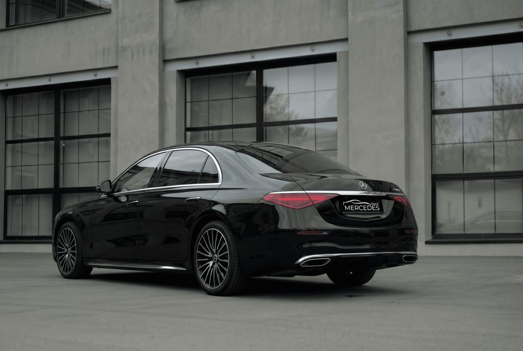 Mercedes-Benz S223