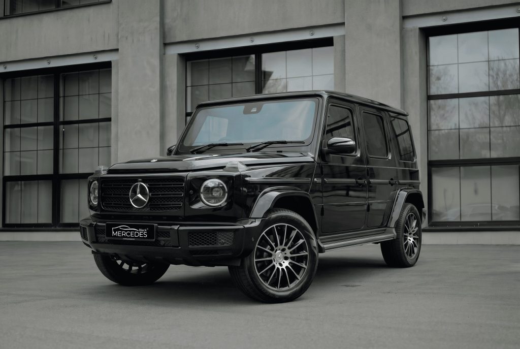 Внедорожник Mercedes G-класс Gelendewagen (Гелендваген)