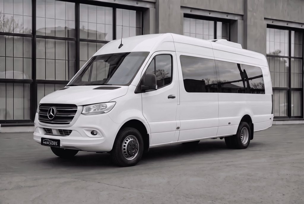 Микроавтобус Mercedes-Benz Sprinter NEW (2023 г)