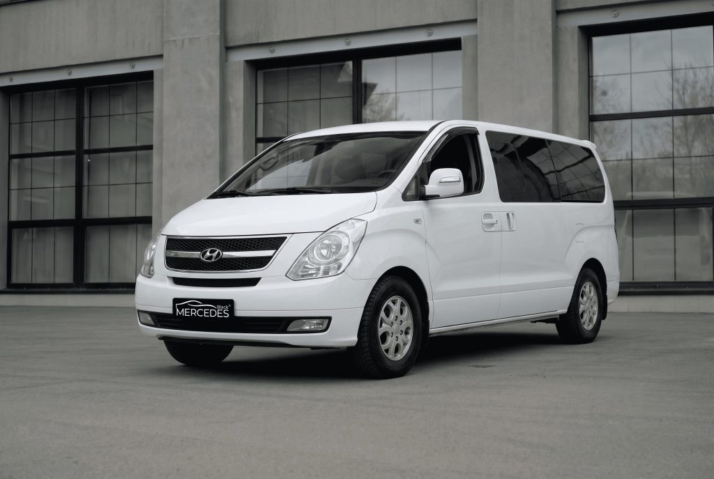 Минивэн Хендай Старекс (Hyundai Starex)